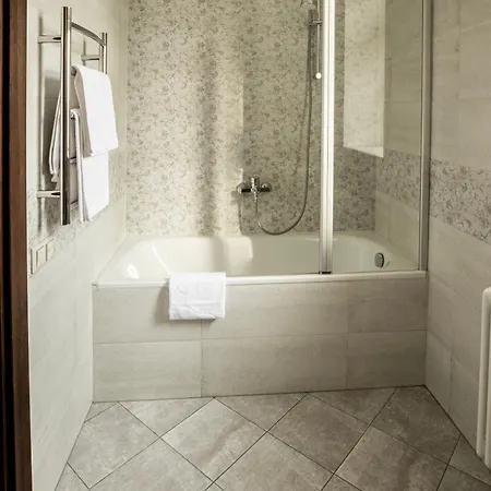 Of Vilhelm Aparthotel 4*