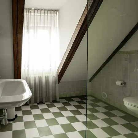 Of Vilhelm アパートホテル