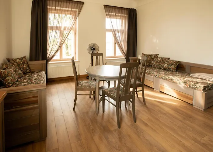 Apartmanhotel Of Vilhelm