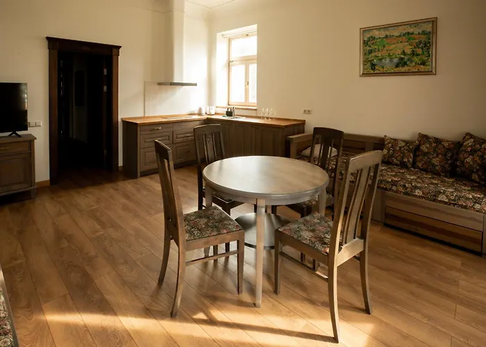 Of Vilhelm Apartmanhotel 3*