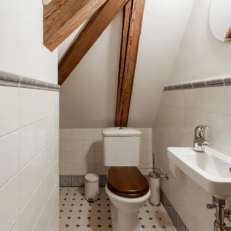 Apart Otel Of Vilhelm